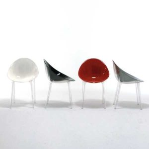 mr impossible poltroncina-kartell-di-design-struttura-in-policarbonato-nero collaretti mobili design moderno4